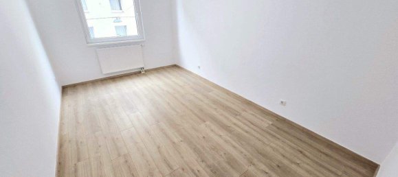 3-salle Appartement à Favoriten, Austria No. 130324 2