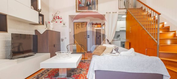 Dúplex de 2 dormitorios en Bari, Italy No. 380089 12