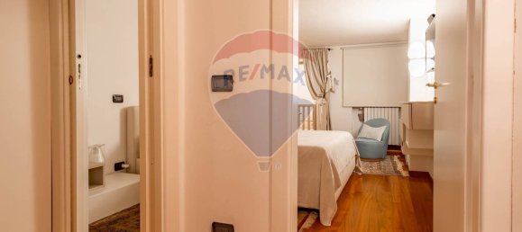 Dúplex de 2 dormitorios en Bari, Italy No. 380089 17