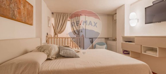 Dúplex de 2 dormitorios en Bari, Italy No. 380089 21