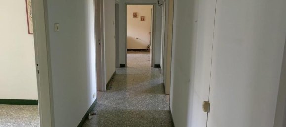 7 rooms Apartment in Siena, Italy No. 117442 10