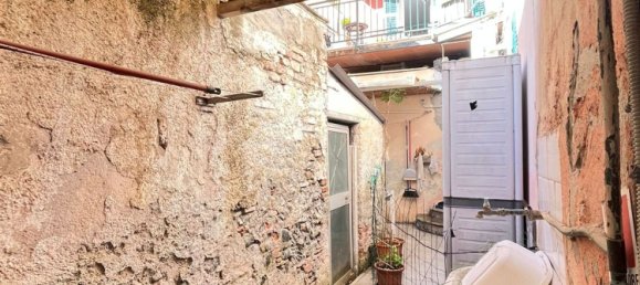 Коммерческая недвижимость 35м² в Генуя, Италия № 347673 5