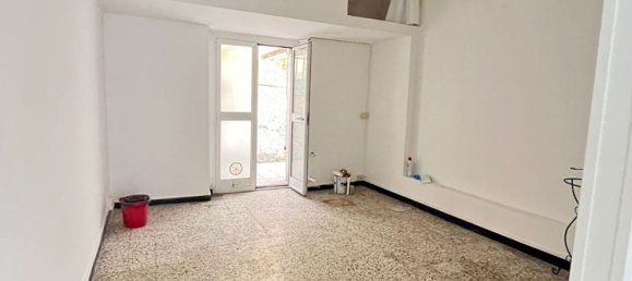 Коммерческая недвижимость 35м² в Генуя, Италия № 347673 4