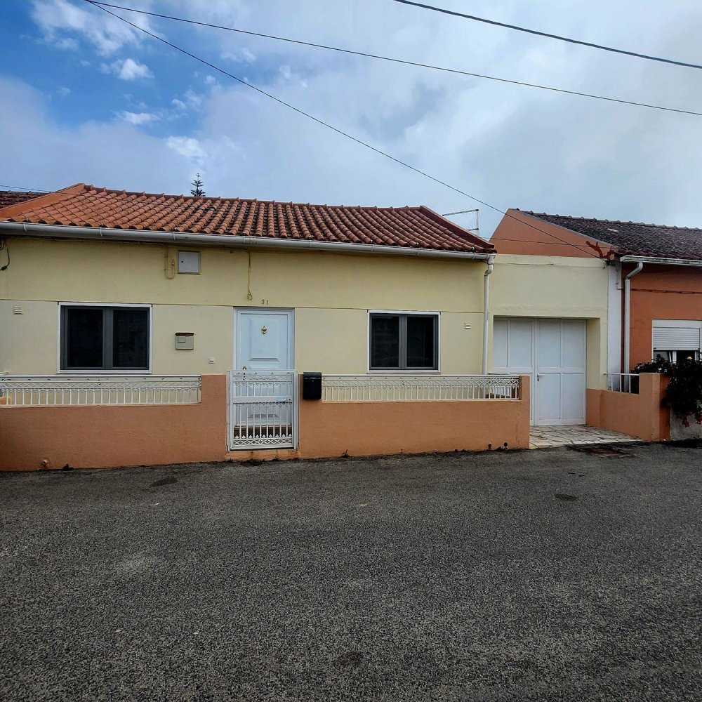 3 bedrooms House in Ferrel, Portugal No. 271194