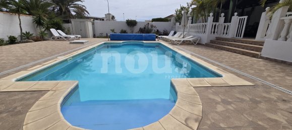 Villa de 4 dormitorios en Callao Salvaje, Spain No. 16140 2