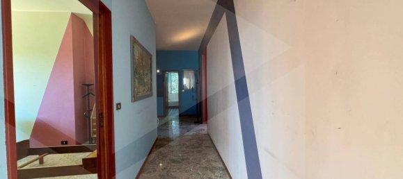 Вилла с 5 спальнями в Монополи, Италия № 23922 32