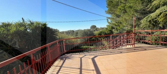 Вилла с 5 спальнями в Монополи, Италия № 23922 51