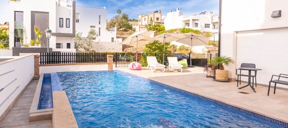 6 غرف نوم فيلا في Nerja, Spain رقم 180014 8