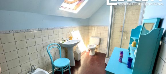 3 غرف نوم منزل في Mayenne, France رقم 284042 10