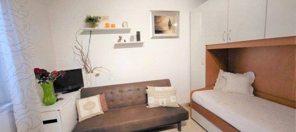 2 bedrooms Apartment in Massa, Italy No. 73633 5