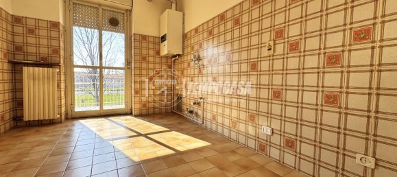 5 rooms Apartment in Biella, Italy No. 41355 8