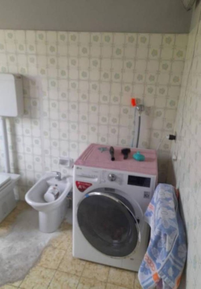 3غرفة شقة في Arsago Seprio, Italy رقم 185547