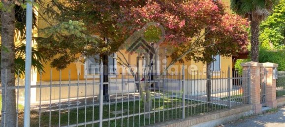 3 Schlafzimmer Villa in Boretto, Italy, Nr. 297997 5