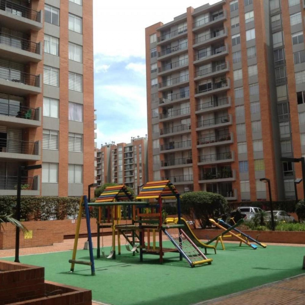 3 bedrooms House in Bogota, Colombia No. 14238