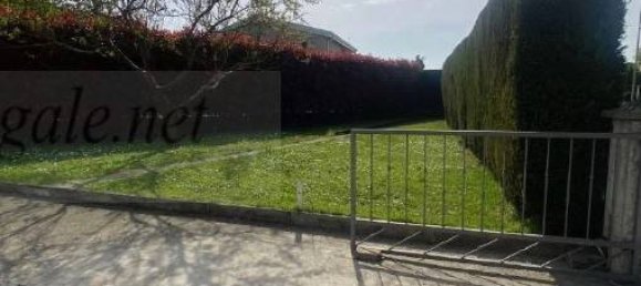 2 bedrooms Villa in Serravalle a Po, Italy No. 303512 2