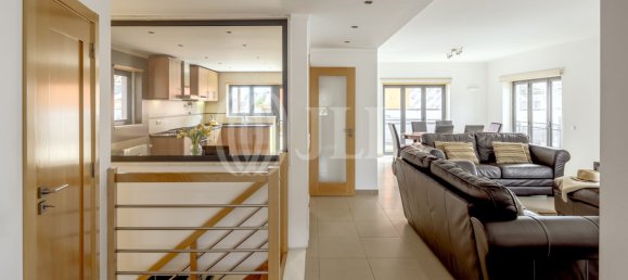 5 Schlafzimmer Villa in Cascais, Portugal, Nr. 107908 10