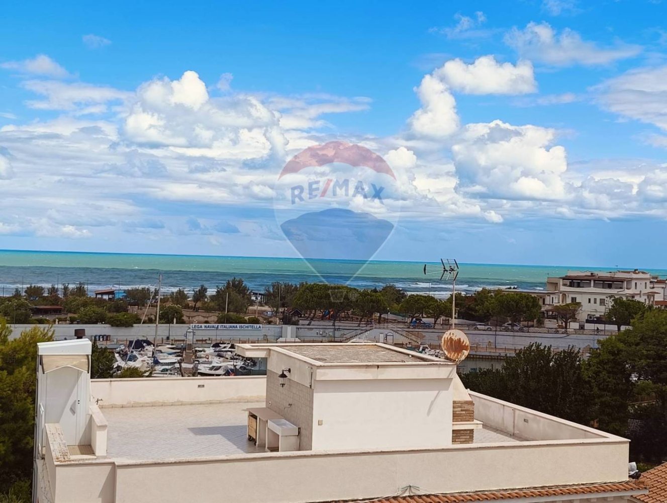 2 bedrooms Apartment in Ischitella, Italy No. 263822