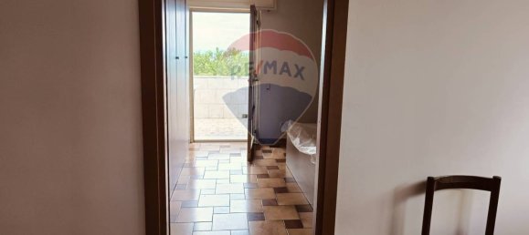 2 bedrooms Apartment in Ischitella, Italy No. 263822 10