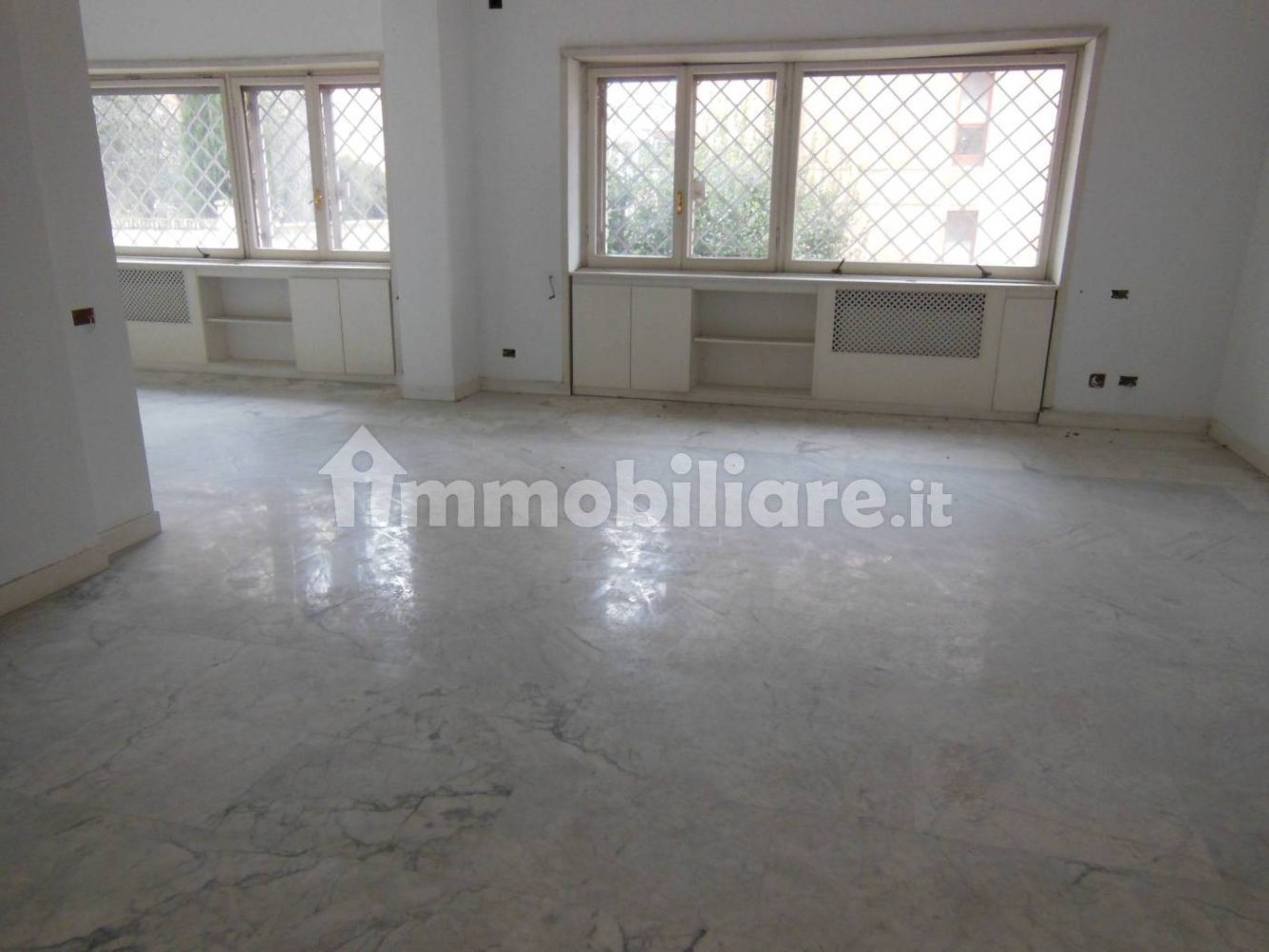 4 Schlafzimmer Wohnung in Rome, Italy, Nr. 203136
