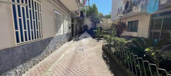 Apartamento de 1 dormitorio en Portici, Italy No. 313680 11