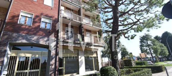 100m² Commercial property in Osnago, Italy No. 365545 17