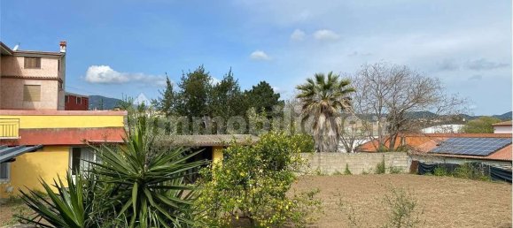  قطعة أرض في Bari Sardo, Italy 500متر مربع رقم 284928 3