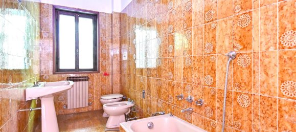 3-salle Appartement à Selvino, Italy No. 285928 27