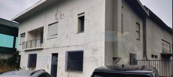 Apartamento de 7 divisões em Udine, Italy N.º 95795 6
