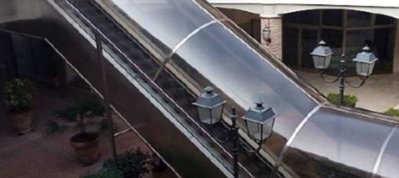 550m² Commercial property in Foiano della Chiana, Italy No. 192152 4