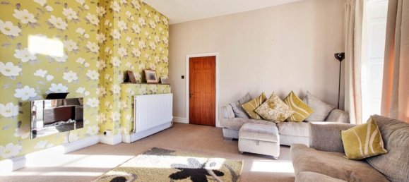 Casa en Market Rasen, United Kingdom No. 2534 3