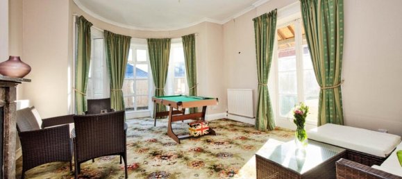 Casa en Market Rasen, United Kingdom No. 2534 4