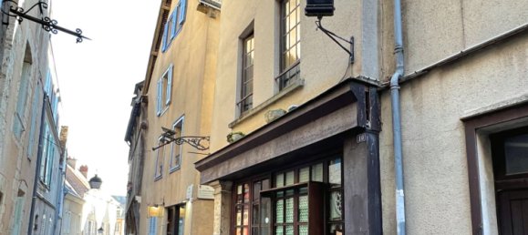 4 bedrooms House in Chartres, France No. 96980 17