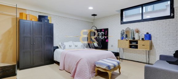 3 bedrooms Apartment in Les Lilas, France No. 181823 15