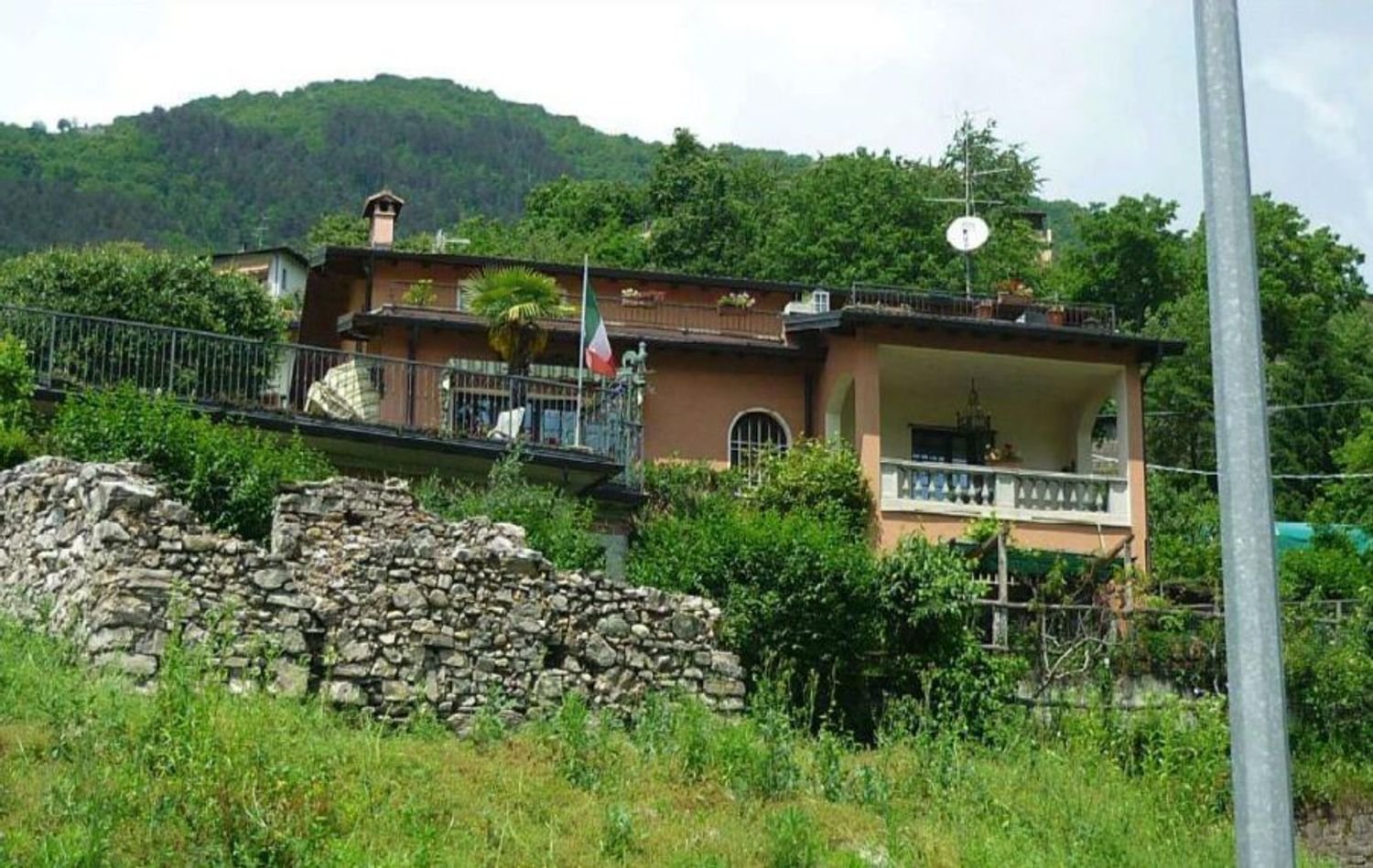 Вилла с 2 комнатами в Порлецца, Италия № 2798