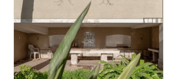 9 bedrooms Villa in Lisbon, Portugal No. 105143 5