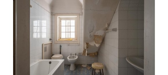 9 bedrooms Villa in Lisbon, Portugal No. 105143 11