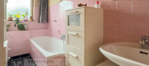 Edificio de 4 dormitorios en Reutlingen, Germany No. 220920 26