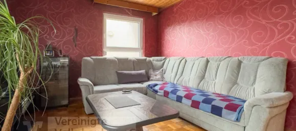 Edificio de 4 dormitorios en Reutlingen, Germany No. 220920 21