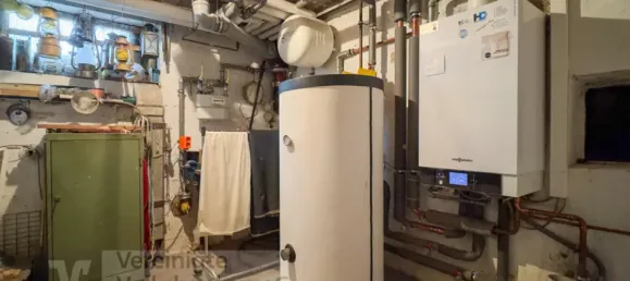 Edificio de 4 dormitorios en Reutlingen, Germany No. 220920 36