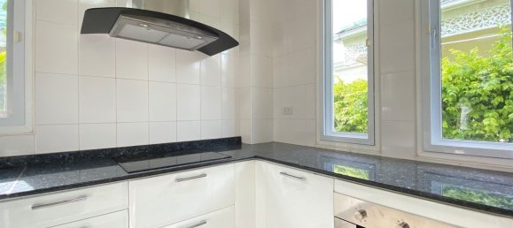 2 bedrooms Cafe / restaurant in Chiang Mai, Thailand No. 9124 8