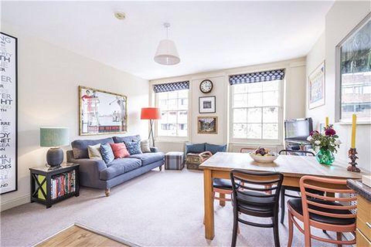 2 bedrooms Condo in London, United Kingdom No. 543