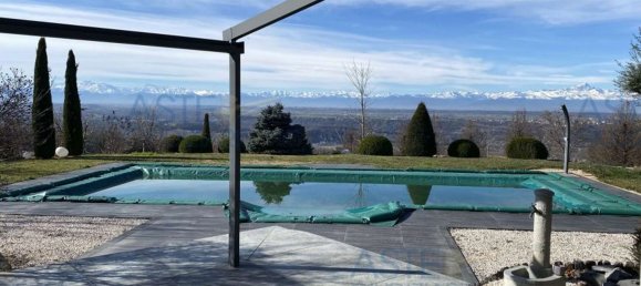 Квартира с 7 комнатами в Новелло, Италия № 211147 6