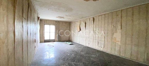 4 rooms House in Modugno, Italy No. 20256 6