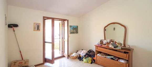 6 bedrooms House in Sparanise, Italy No. 325674 10