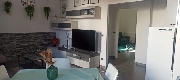 4-salle Appartement à Palermo, Italy No. 42164 7