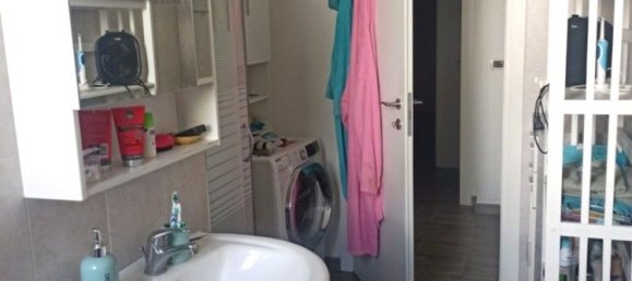 4-salle Appartement à Palermo, Italy No. 42164 17