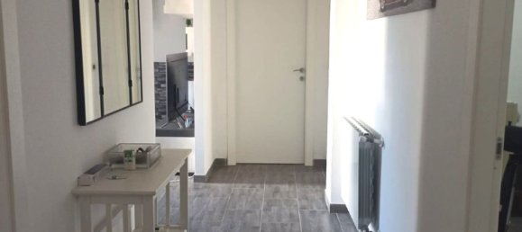 4-salle Appartement à Palermo, Italy No. 42164 10