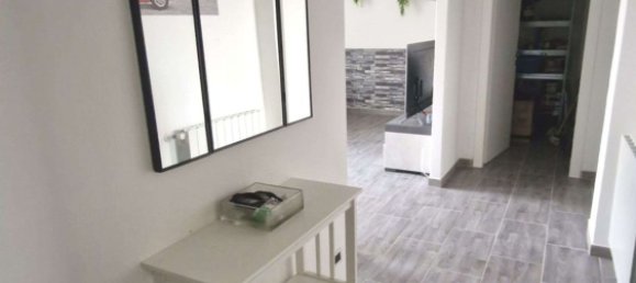4-salle Appartement à Palermo, Italy No. 42164 2