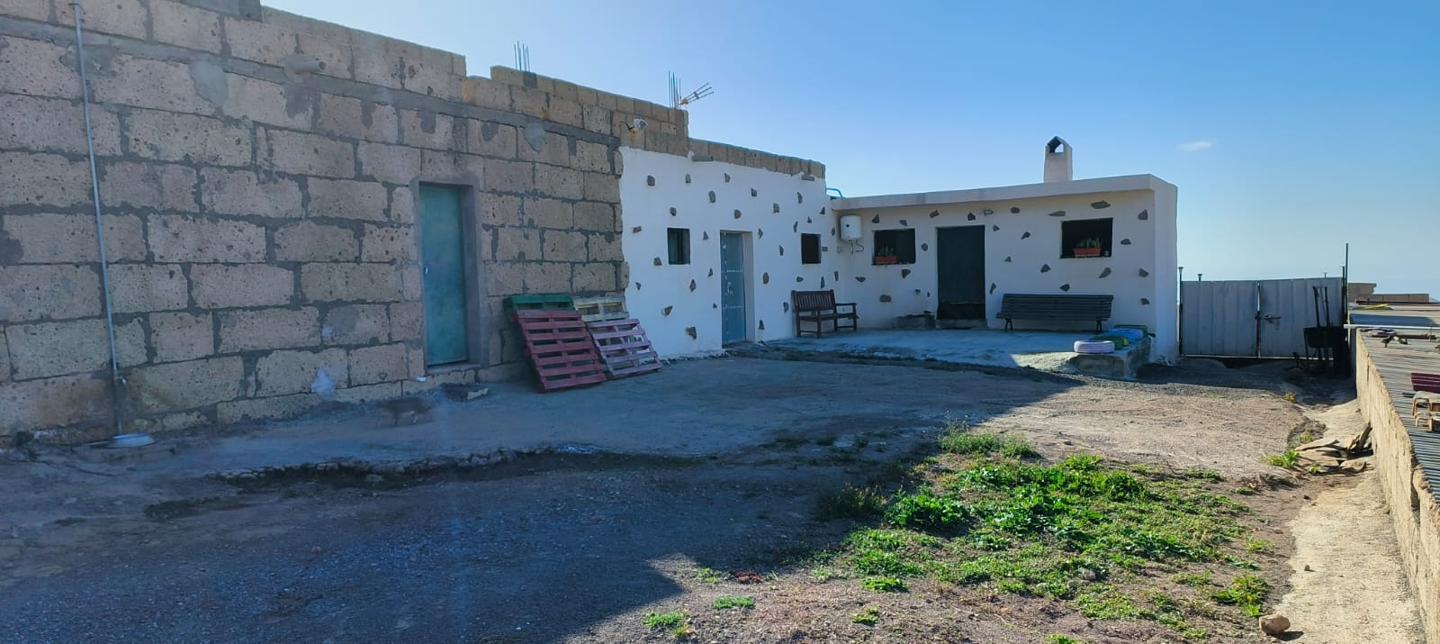 2 bedrooms House in Granadilla de Abona, Spain No. 160921