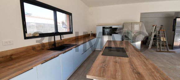 3 bedrooms Villa in Cebazan, France No. 202169 17